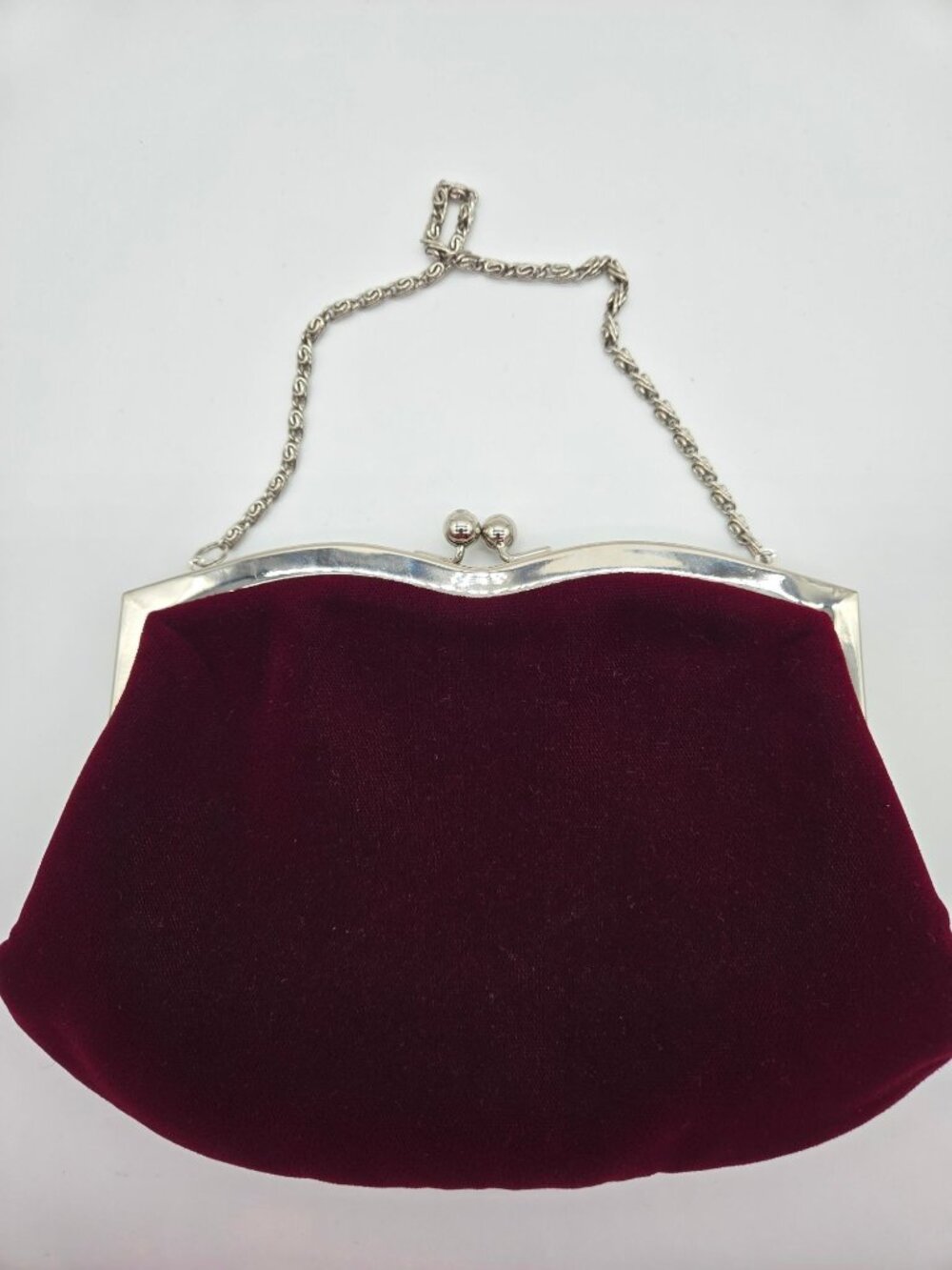 Bloomingdale’s Burgundy Velvet Rhinestone Kisslock Evening Clutch EUC